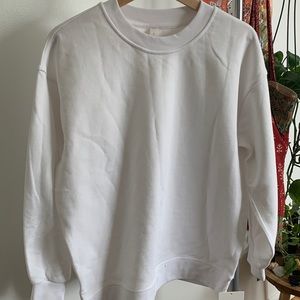 BRAND NEW lululemon crewneck